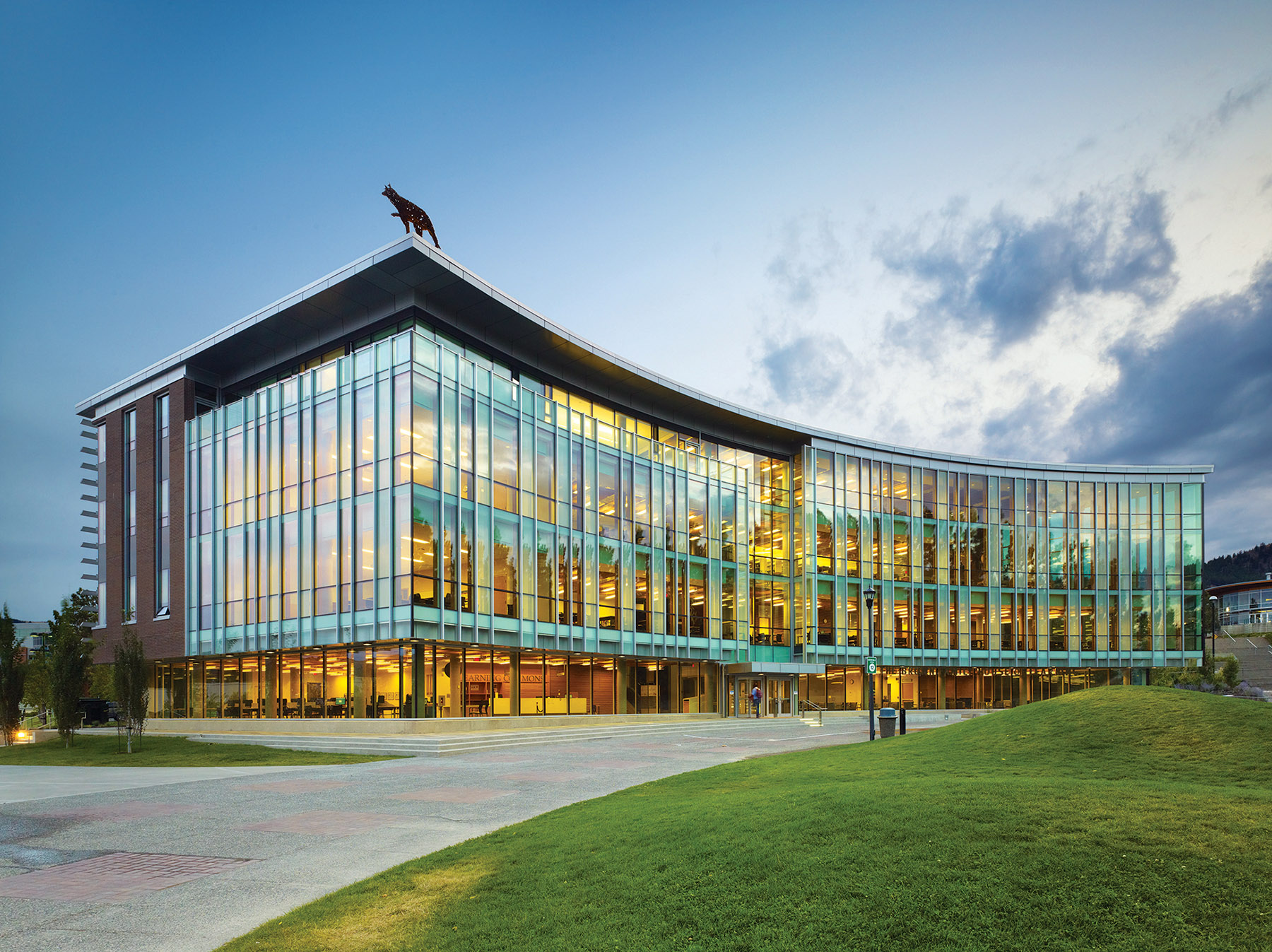 Division B Thumb.jpg